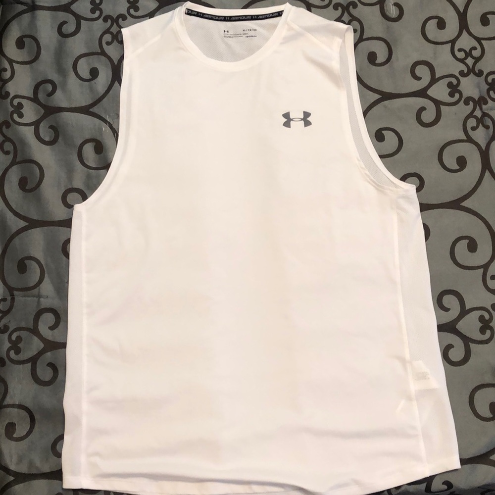 Men’s Under armor tank